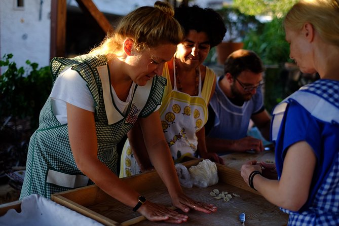 Fresh pasta and dinner in my biogarden - How the Three and a Half Hours Work