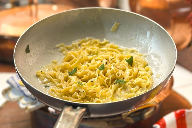 Fresh pasta and Limoncello course in a lemon grove - Turning local lemons into limoncello
