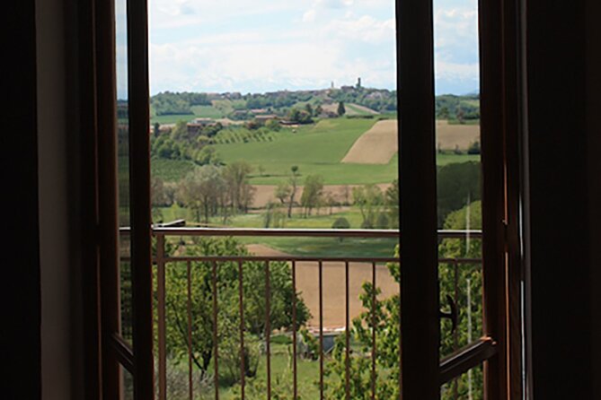 Fresh pasta with a view near Asti – Langhe, Roero, Monferrato - Who will enjoy this most?