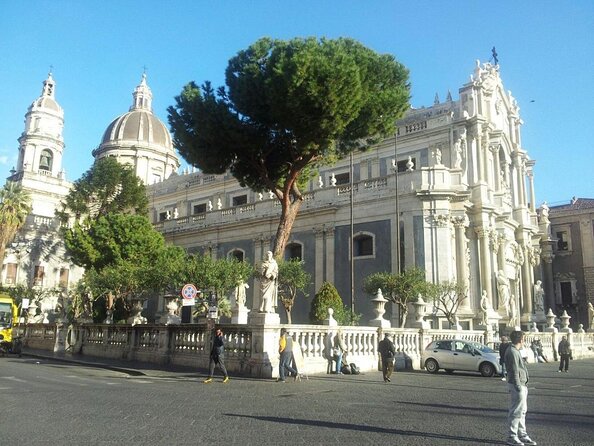 From Catania: Private/Guided Godfather with Appetizer and Pasta - Key points at a glance