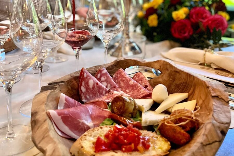 From Livorno: Authentic italian Pasta Cooking Class - Eight wines and three olive oils