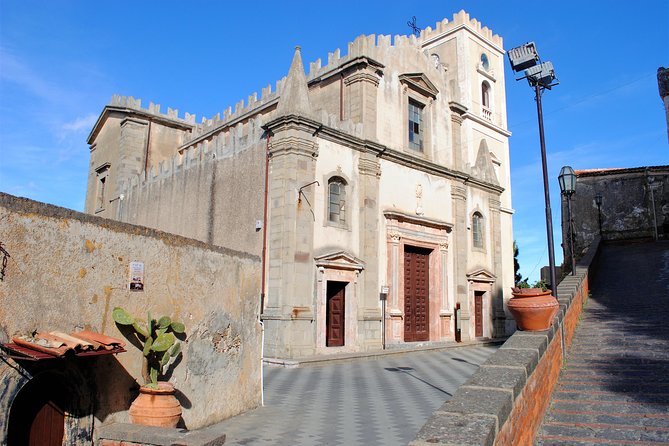 From Taormina: Private/Guided Godfather with appetizer and Pasta - Forza d’Agro and the story of young Vito Corleone