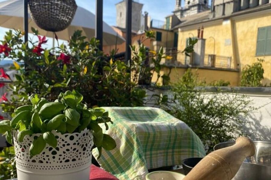 Genova: Homemade Pasta & Pesto Local Chef Class with Wine - What the $105 price includes