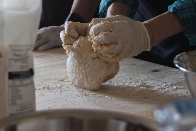 Golden Grains & Gourmet Pasta Cooking Class - From San Gimignano to a family kitchen
