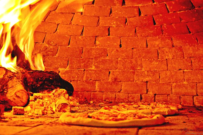 Gourmet Pizza Workshop and Wine Tasting - A farm visit before the first handful of flour