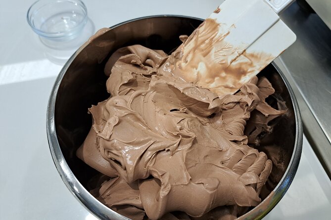 Hands On Pasta and Gelato Cooking Class in LUCCA - Sitting down to eat what you made