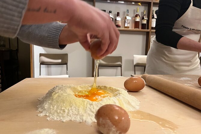 Hands-On Pasta and Tiramisu Class in a Florentine Palace - Why the Three-Hour Length Works