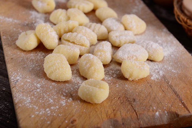 Hands - on Pasta Making and Gelato Class - Making pasta dough from the beginning