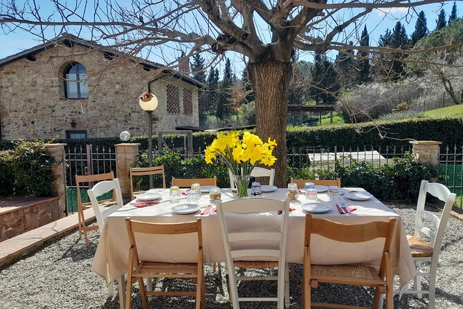 Homemade Pasta Class and Lunch in the Heart of Chianti - Valentina and Anna turn pasta into a hands-on lesson