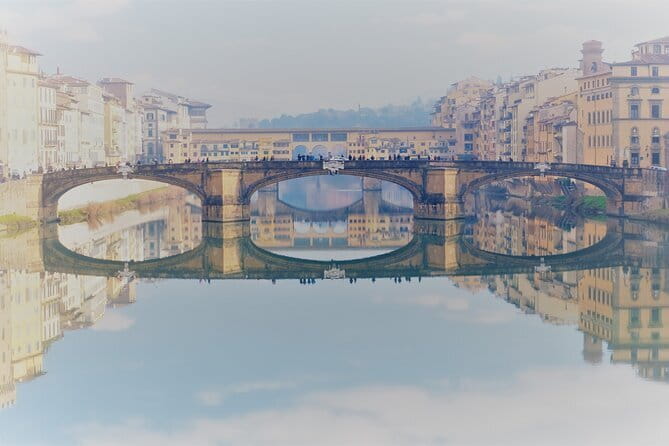 Kid-Friendly Florence Tour by Night with Gelato & Pizza - Medici stories and sculptures in Piazza della Signoria