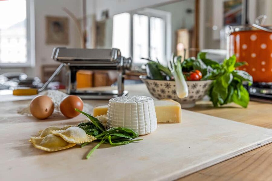 Lake Como: Ravioli Cooking Class with Wine - Aperitivo and a taste of local food culture