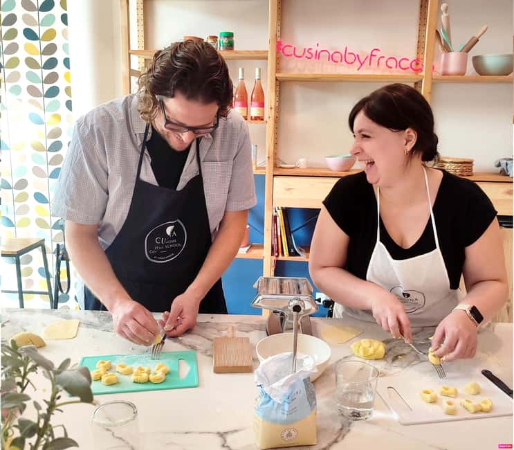 Lazise: Fresh Pasta and Tiramisù Cooking Class at Lake Garda - Starting in Lazise with flour, aprons, and local hosts