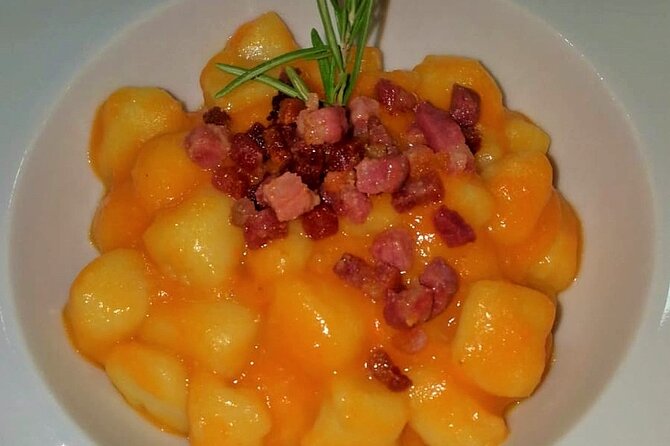 Learn To Make Fresh Pasta With Love in Naples - What you make: three Naples-friendly pasta dishes