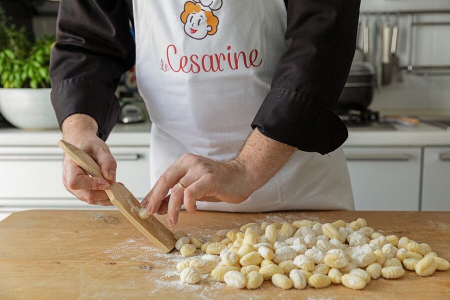 Lecce: Pasta & Tiramisu Cooking Class at a Local's Home - The hosts make the difference