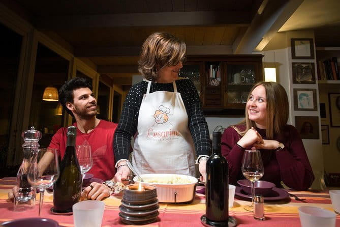 MaMa Florence Guided Market Tour and 4 Course-Pasta Cooking Class - Wine, Prosecco, and the shared table