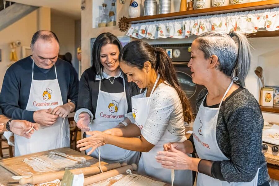 Messina: Share Your Pasta Love in Local's Home - Why a home kitchen changes the Messina experience