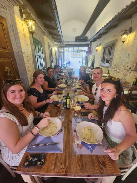 Milan: Pasta and Tiramisu Cooking Class with Wine - Key points at a glance