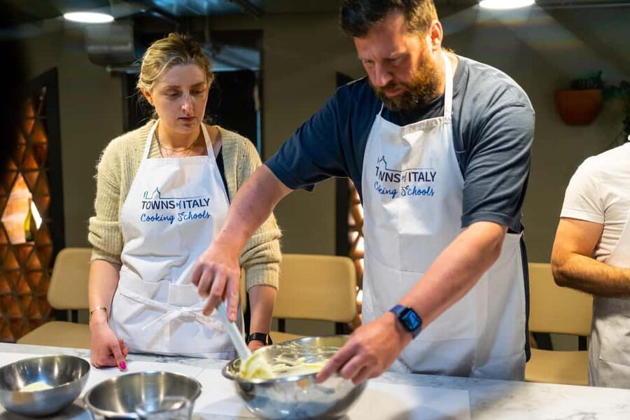 Milan: Pasta Class with Gelato or Tiramisù & Unlimited Wine - The Chefs Set the Tone