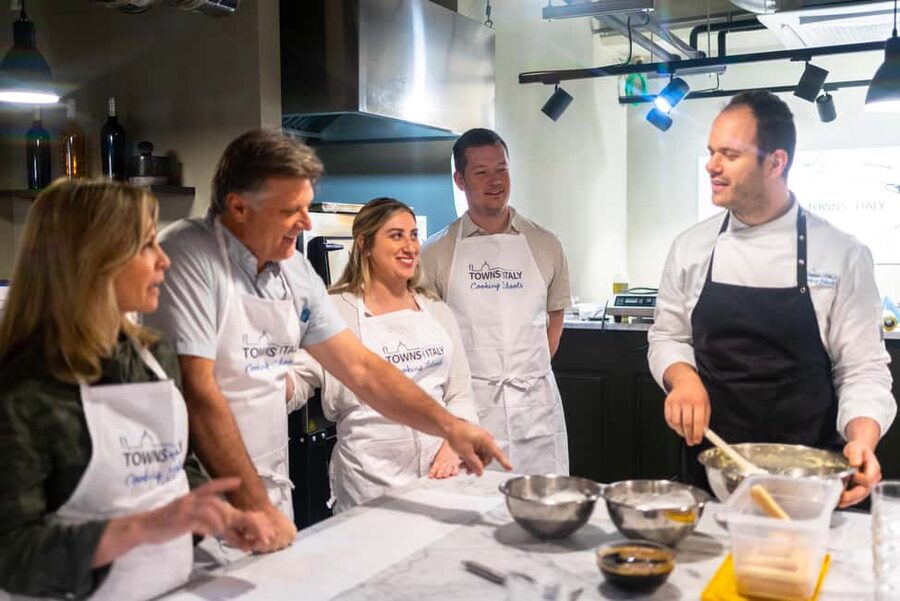 Milan: Pasta Class with Gelato or Tiramisù & Unlimited Wine - Recipes and the Certificate
