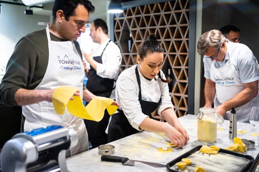 Milan: Pasta Class with Gelato or Tiramisù & Unlimited Wine - Sauce, Timing, and the One Important Expectation