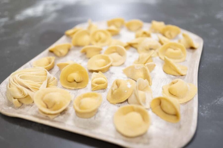 Milan: Pasta, Gnocchi and Tiramisù Cooking Class with Wine - What the Milan cooking class actually feels like