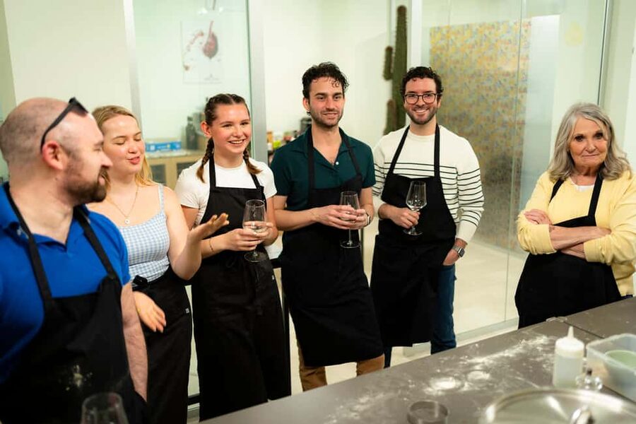 Milan: Pasta, Gnocchi and Tiramisù Cooking Class with Wine - What the small-group setup adds