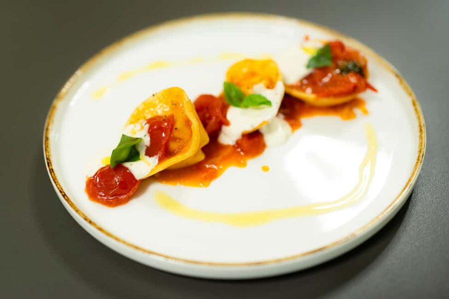Milan: Pasta, Gnocchi and Tiramisù Cooking Class with Wine - Fresh pasta first, with room for imperfect shapes