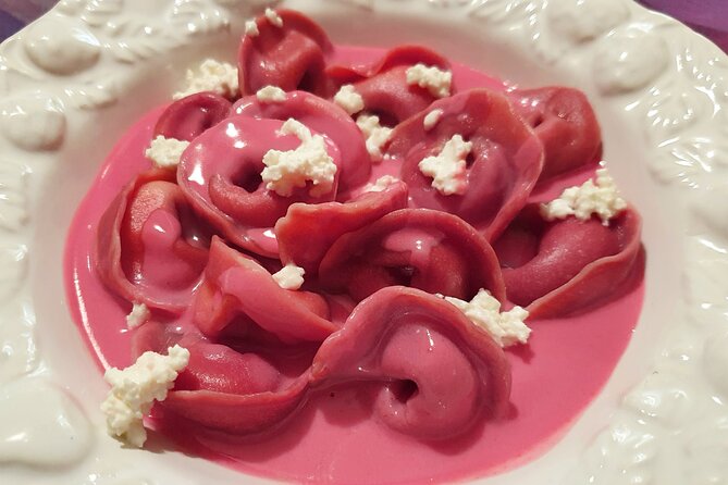 Milano The Art of Making Pasta with Italian Chef - Why the small-group format matters