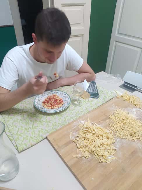 Milazzo: Sicilian Pasta Making Class with Dinner - A friendly teaching style and several language choices