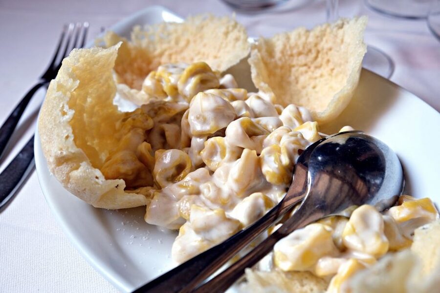 Modena: Home Cooking Class Tagliatelle and Ragu and Tiramisu - Key points at a glance