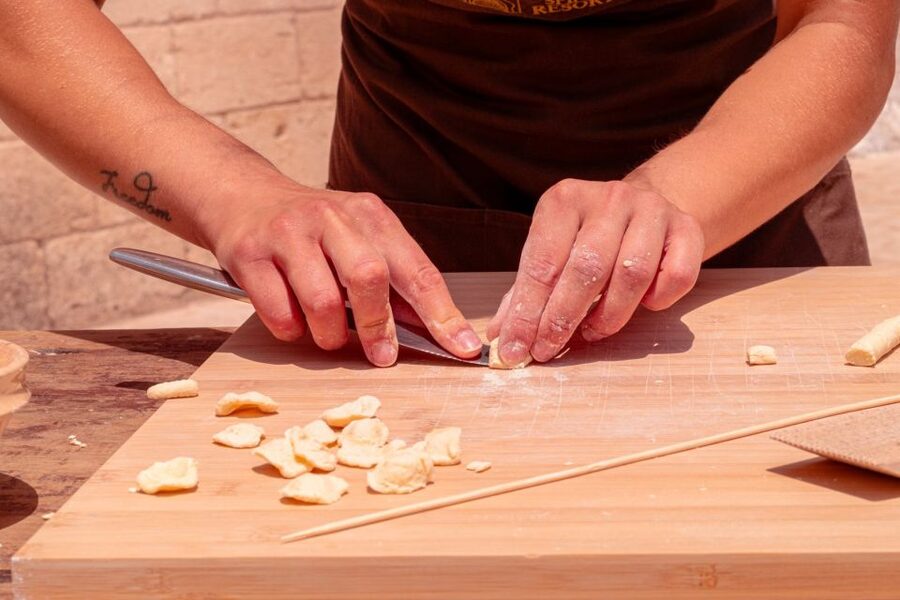 Monopoli: Parco Rurale Guided Tour with Pasta-Making Lab - Underground olive press and old dye works