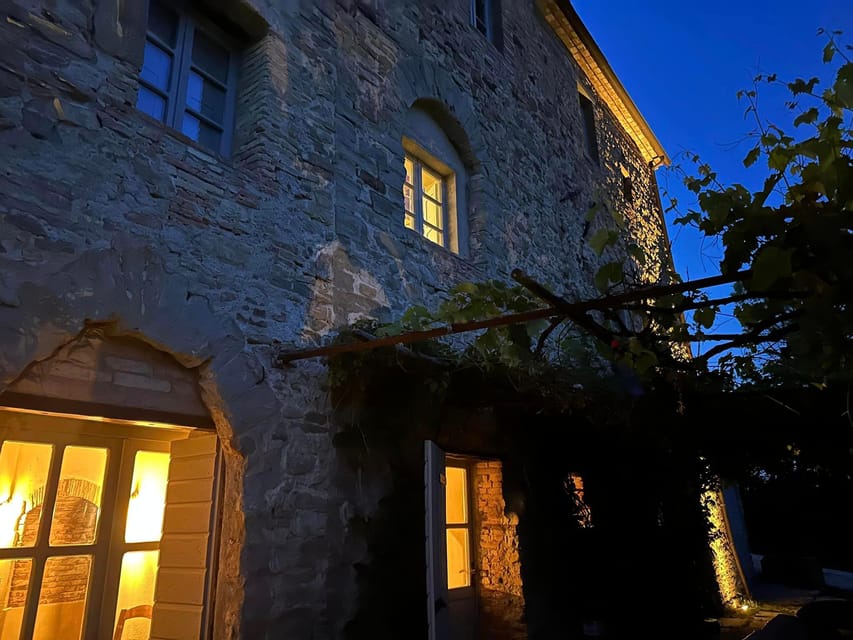 Montone: Pasta Making and Dinner at Cardaneto Castle - Arriving at Cardaneto Castle near Montone