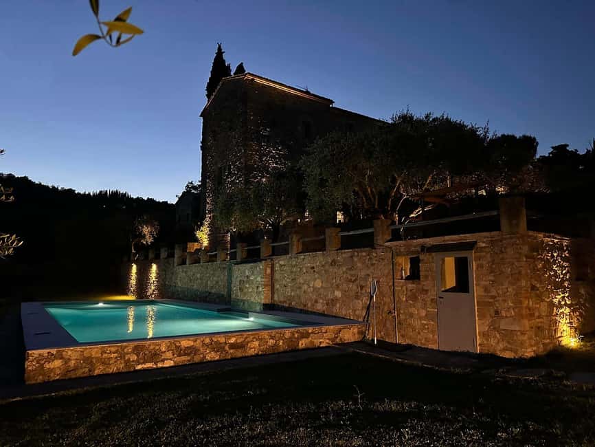 Montone: Pasta Making and Dinner at Cardaneto Castle - Exploring an 8th-century castle before dinner