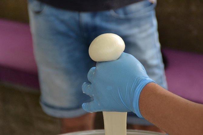 Mozzarella Class or Pizza Class - Amalfi, the first stop on the coast