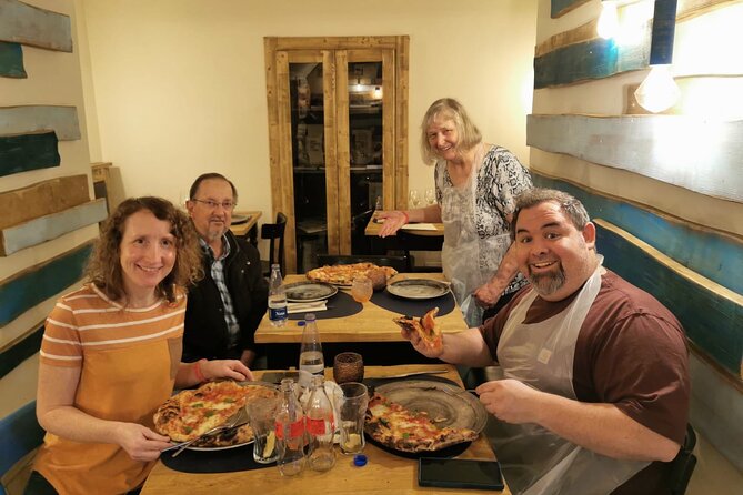 Naples: Authentic Italian Pizza Making Class with Local Pizzaiolo - How the small-group format affects the class