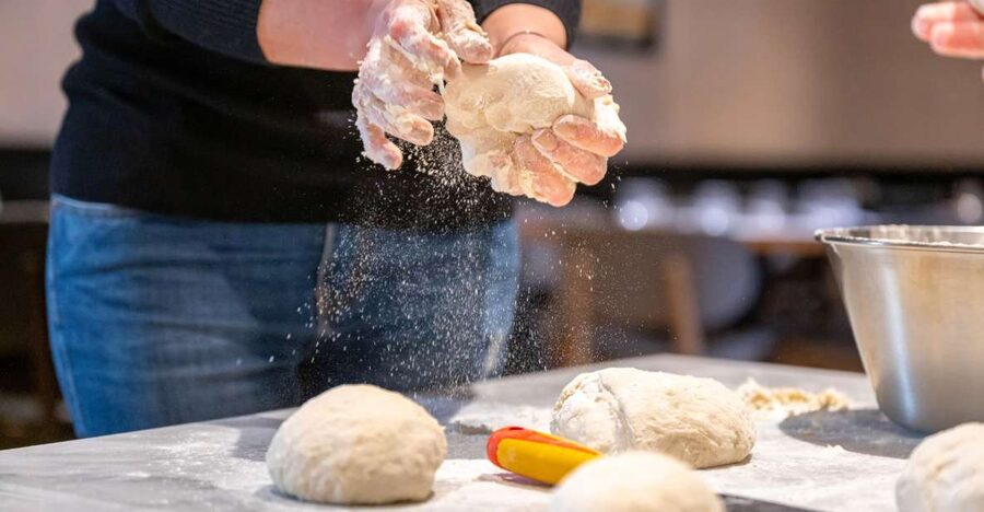 Naples: Authentic Neapolitan Pizza Making Class - Watching the pizzaiolo handle the dough