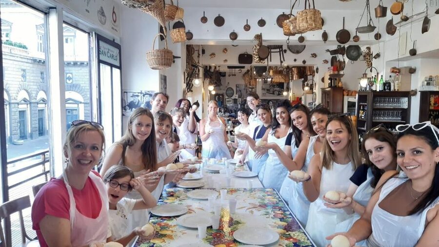 Naples: Neapolitan Pizza and Tiramisù Making Class - Key points to know before booking