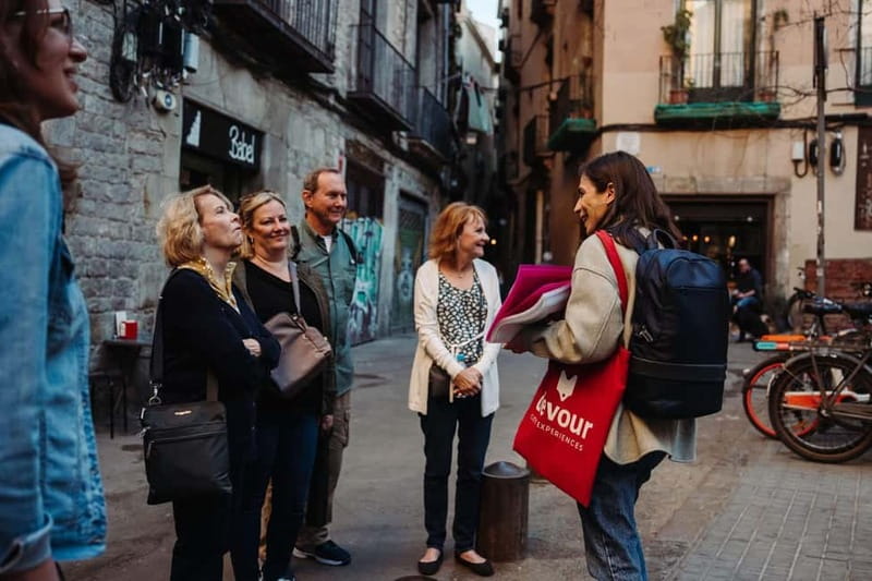 Naples: Pasta, Wine & Authentic Food Tour - Pizzette, mozzarella, provola, and taralli