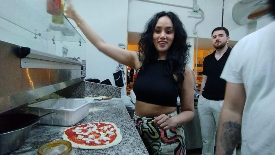 Naples: Pizza Making Class with Neapolitan Chef and drink - Practical details before you book