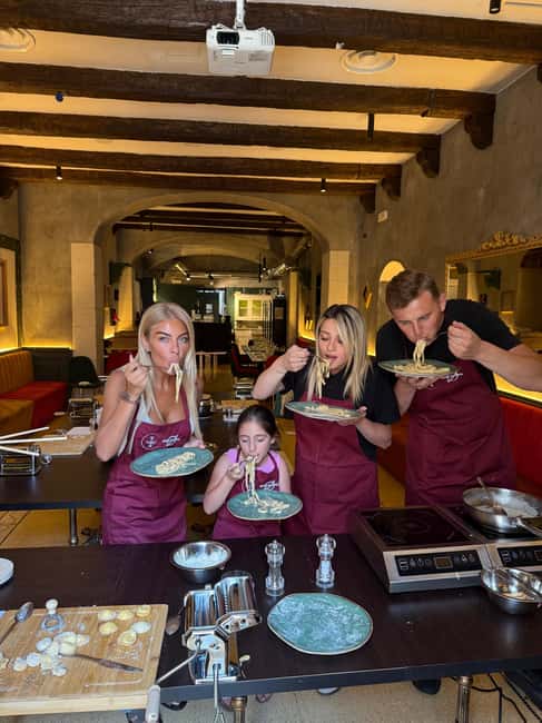 Napolitan Secrets: Pasta & Tiramisù Class for Food Lovers - Arriving near Naples’ port and San Carlo Theatre