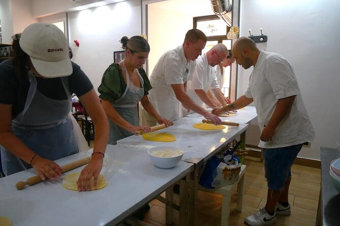 Neapolitan pasta homemade Cooking Lesson - The food and drink included in the price
