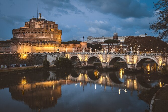 Night Tour of Rome with Local Pizza Dinner and Gelato Experience - Who should book this evening
