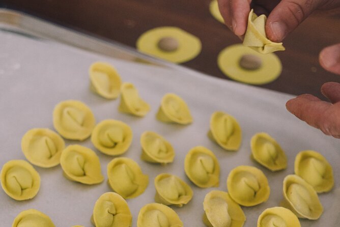 Olbia: pasta workshop with tasting - Folding culurgiones from Ogliastra