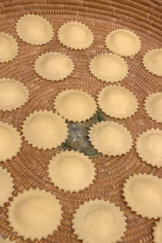 Oristano: pasta workshop with lunch - Making Sardinian pasta at a 1857 family farm