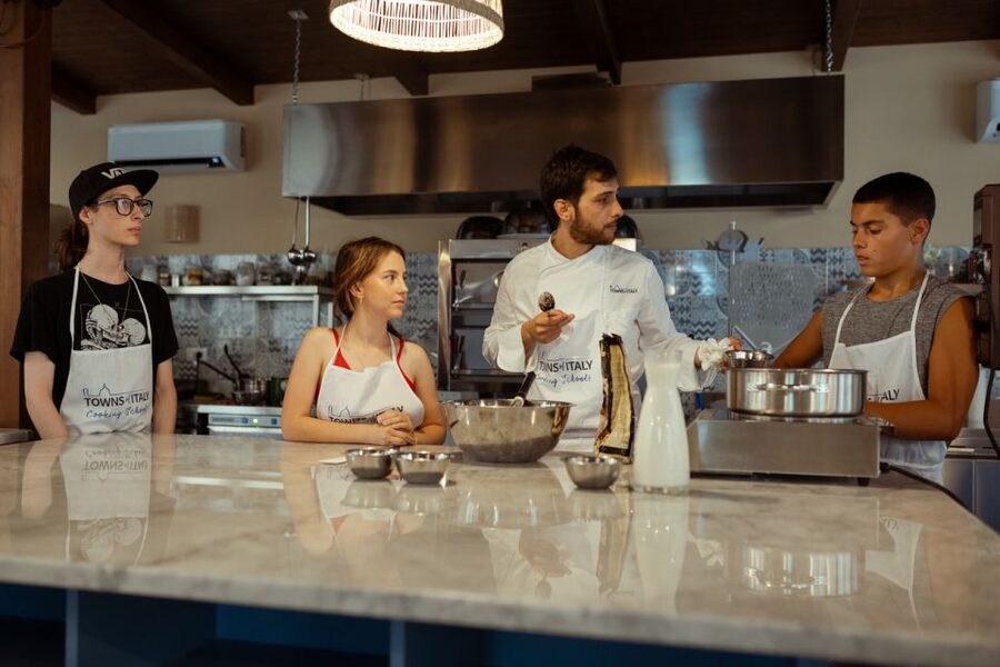 Palermo: Pizza and Gelato Cooking Class with Dinner and Wine - Key points to know before you book