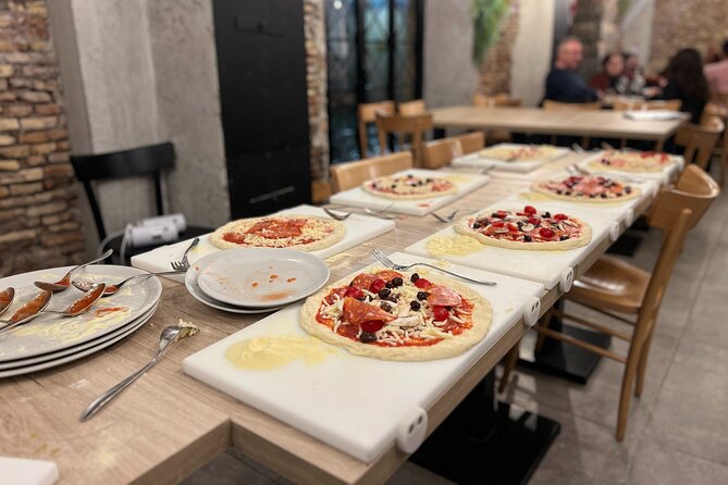 Palermo: Small Group Pizza Making Class with Wine and Soft Drinks - Making pizza at I Viziosi in central Palermo