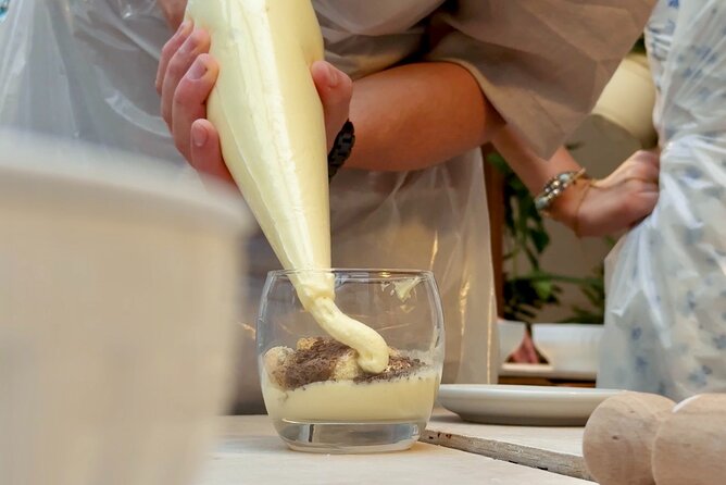 Palermo: Small Group Pizza Making Class with Wine and Soft Drinks - A two-hour class with a clear purpose