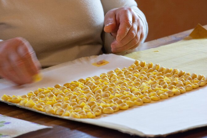 Parmigiano Reggiano, Balsamic Vinegar and fresh pasta tour - Who will enjoy this experience most