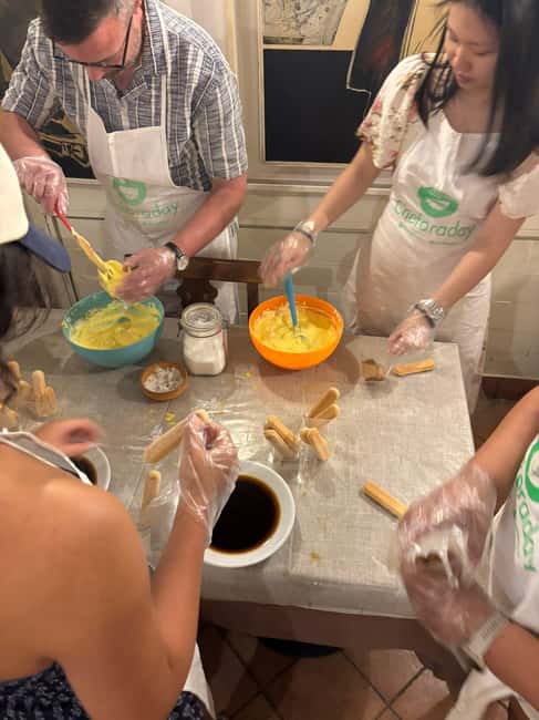 Pasta and tiramisù Cooking class with Wine at Piazza Navona - The chefs make the difference