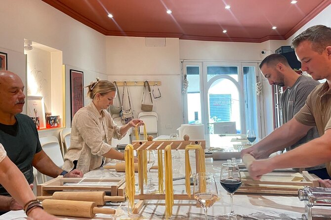Pasta and Tiramisu Masterclass in Rome - Timing, group size, and practical planning